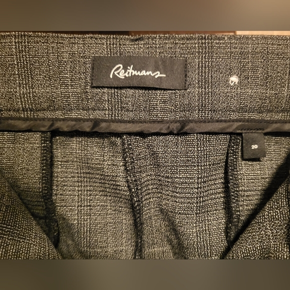 Dress pants Reitmans size 20 (fits like 18) - Picture 6 of 6